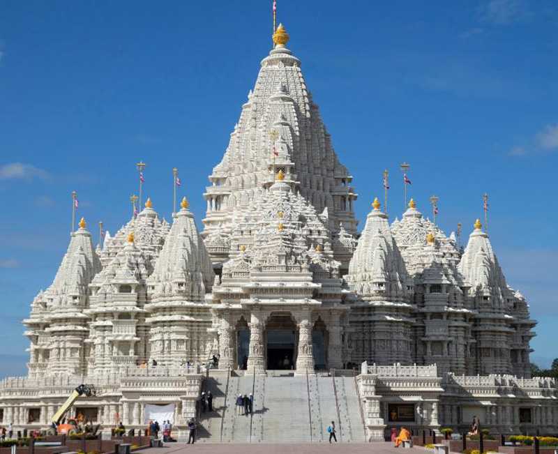 Chinese Embroidery Art in the Largest Hindu Temple US